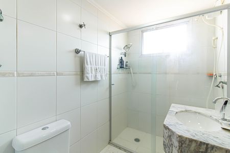 Banheiro de apartamento para alugar com 3 quartos, 112m² em Lapa, São Paulo