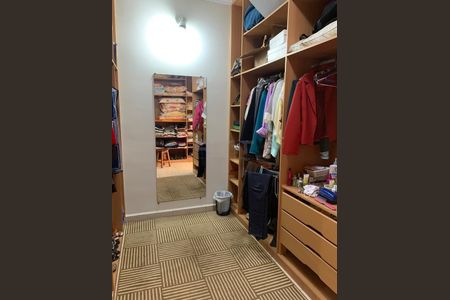 Casa à venda com 3 quartos, 450m² em Colinas dos Álamos, Valinhos