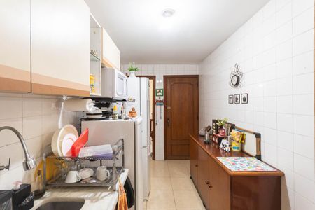Apartamento para alugar com 72m², 2 quartos e 1 vagaCozinha