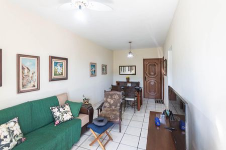 Apartamento para alugar com 72m², 2 quartos e 1 vagaSala