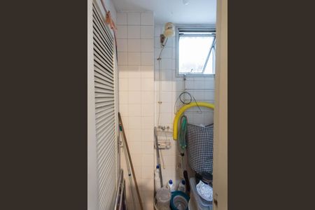 Apartamento para alugar com 72m², 2 quartos e 1 vagaBanheiro de serviço