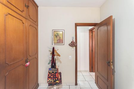 Apartamento para alugar com 72m², 2 quartos e 1 vagaQuarto