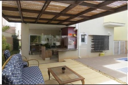 Casa à venda com 3 quartos, 332m² em Parque Lausanne, Valinhos