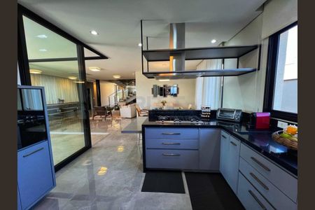 Casa à venda com 4 quartos, 522m² em Swiss Park, Campinas