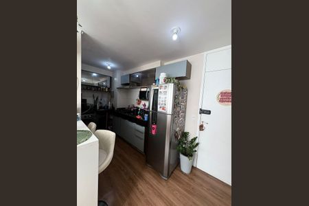 Cozinha de apartamento para alugar com 2 quartos, 34m² em Jurubatuba, São Paulo