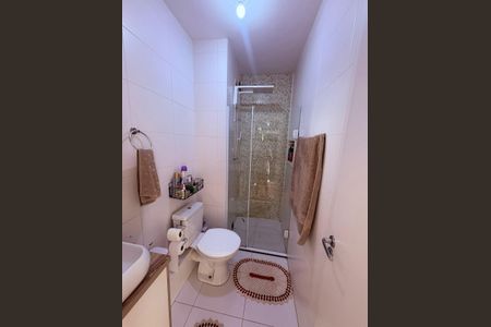 Banheiro de apartamento para alugar com 2 quartos, 34m² em Jurubatuba, São Paulo