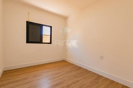 Casa à venda com 182m², 3 quartos e 4 vagas