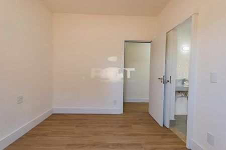 Casa à venda com 182m², 3 quartos e 4 vagas