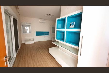 Casa à venda com 353m², 3 quartos e 3 vagas