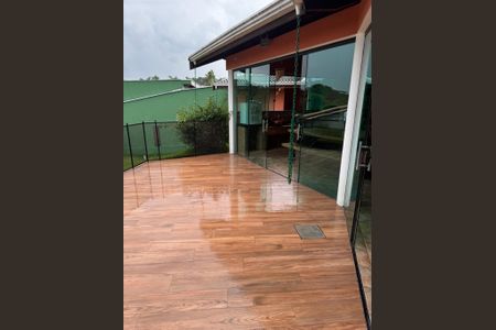Casa à venda com 347m², 4 quartos e 2 vagas