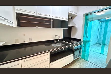 Casa de condomínio à venda com 120m², 2 quartos e 2 vagasCozinha