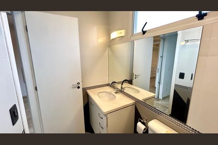 Casa de condomínio à venda com 120m², 2 quartos e 2 vagasBanheiro 1