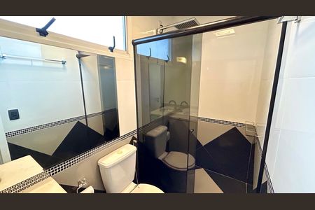 Casa de condomínio à venda com 120m², 2 quartos e 2 vagasBanheiro 1