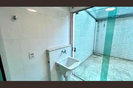 Casa de condomínio à venda com 120m², 2 quartos e 2 vagasÁrea de Serviço