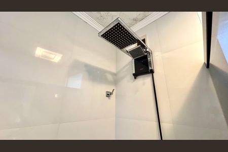 Casa de condomínio à venda com 120m², 2 quartos e 2 vagasBanheiro da Suíte