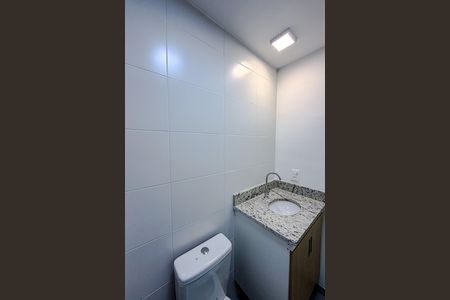 Studio para alugar com 25m², 1 quarto e sem vaga Studio para alugar com 25m², 1 quarto e sem vagaBanheiro da Suíte