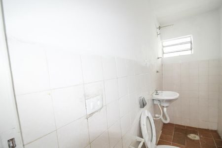 Banheiro de kitnet/studio para alugar com 1 quarto, 30m² em Vila Pirituba, São Paulo