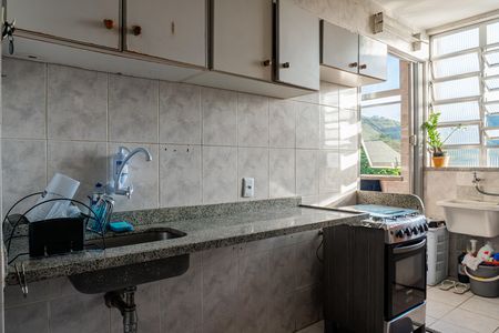 Apartamento à venda com 58m², 2 quartos e 1 vaga