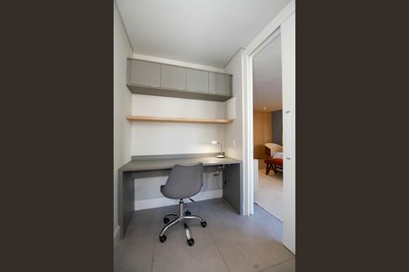 Apartamento para alugar com 82m², 1 quarto e 2 vagas Apartamento para alugar com 82m², 1 quarto e 2 vagasSuíte