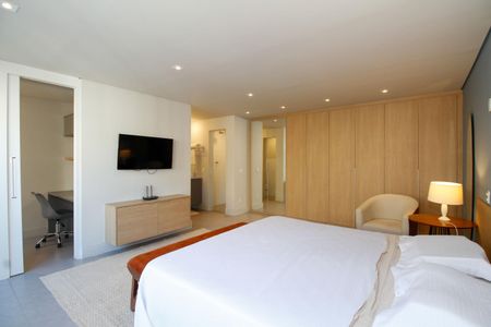 Apartamento para alugar com 82m², 1 quarto e 2 vagas Apartamento para alugar com 82m², 1 quarto e 2 vagasSuíte