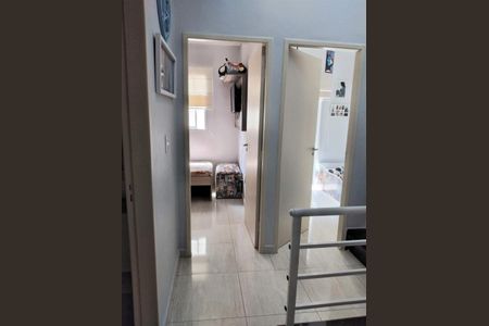 Casa de condomínio à venda com 160m², 4 quartos e 2 vagas