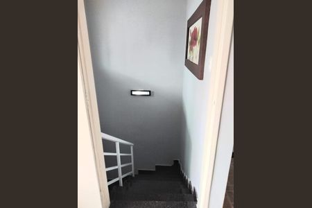 Casa de condomínio à venda com 160m², 4 quartos e 2 vagas
