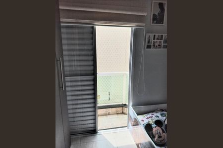 Casa de condomínio à venda com 160m², 4 quartos e 2 vagas