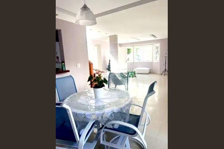 Casa à venda com 3 quartos, 240m² em Recreio dos Bandeirantes, Rio de Janeiro