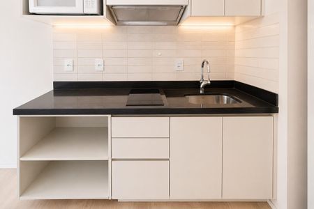 Cozinha de apartamento para alugar com 1 quarto, 29m² em Consolação, São Paulo