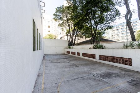 Apartamento à venda com 32m², 1 quarto e 1 vaga