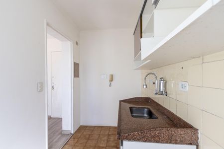 Apartamento à venda com 32m², 1 quarto e 1 vaga