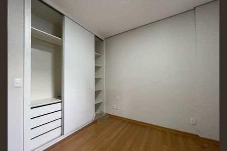 Apartamento para alugar com 190m², 3 quartos e 3 vagas Apartamento para alugar com 190m², 3 quartos e 3 vagasQuarto
