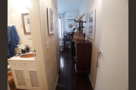 Apartamento à venda com 223m², 4 quartos e 2 vagas