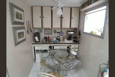 Apartamento à venda com 223m², 4 quartos e 2 vagas
