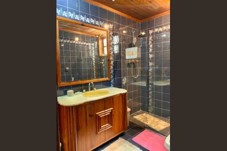 Casa à venda com 440m², 5 quartos e sem vaga
