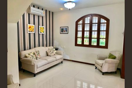 Casa à venda com 5 quartos, 440m² em São Francisco, Niterói
