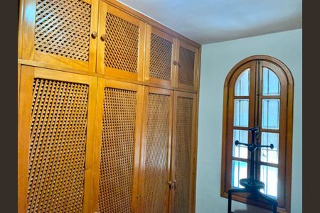 Casa à venda com 440m², 5 quartos e sem vaga