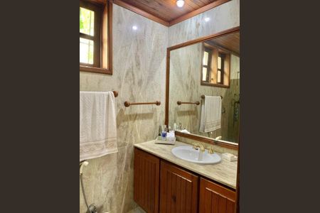 Casa à venda com 440m², 5 quartos e sem vaga