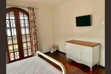 Casa à venda com 440m², 5 quartos e sem vaga