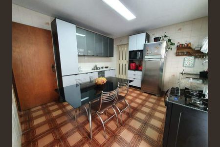 Casa à venda com 2 quartos, 120m² em Capão do Embira, São Paulo