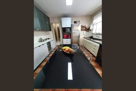 Casa à venda com 2 quartos, 120m² em Capão do Embira, São Paulo
