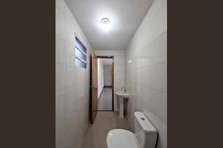 Banheiro de apartamento para alugar com 1 quarto, 45m² em Vila Guilherme, São Paulo