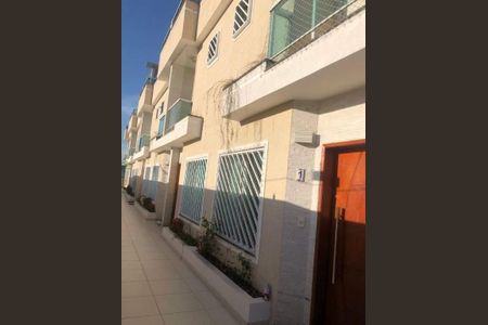 Casa à venda com 3 quartos, 154m² em Vila Carrão, São Paulo