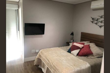Casa à venda com 3 quartos, 154m² em Vila Carrão, São Paulo