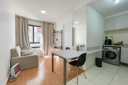 Sala de casa de condomínio à venda com 2 quartos, 36m² em Presidente Altino, Osasco