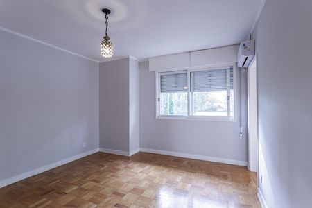 Quarto Suíte de casa para alugar com 4 quartos, 350m² em Jardim Luzitania, São Paulo