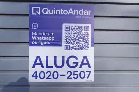 PLAQUINHA de casa para alugar com 4 quartos, 350m² em Jardim Luzitania, São Paulo