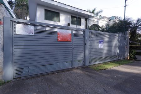 Fachada de casa para alugar com 4 quartos, 350m² em Jardim Luzitania, São Paulo