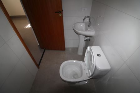 Apartamento para alugar com 45m², 2 quartos e sem vagaBanheiro