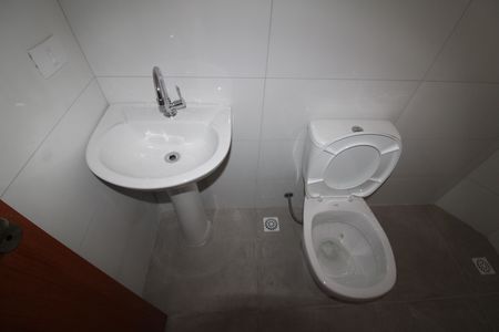 Apartamento para alugar com 45m², 2 quartos e sem vagaBanheiro